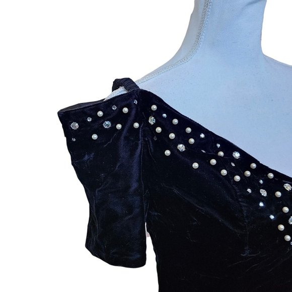 90s 6 Petite Black Velvet Off Shoulder Cocktail Dress Embellished - Picture 5 of 12